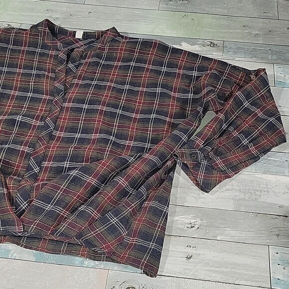 L Love Plaid Shirt/Top sz Small/Medium - Picture 2 of 6